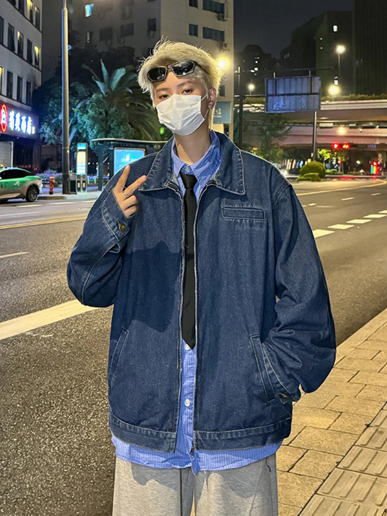 40c87c8bfb6147f4882bef4ae8351d27-Max-Origin